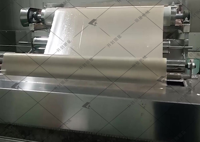 湖北客户sthpzx自动粉条设备试机,加工现场细节满满 湖北客户sthpzx自动粉条设备试机,加工现场细节满满